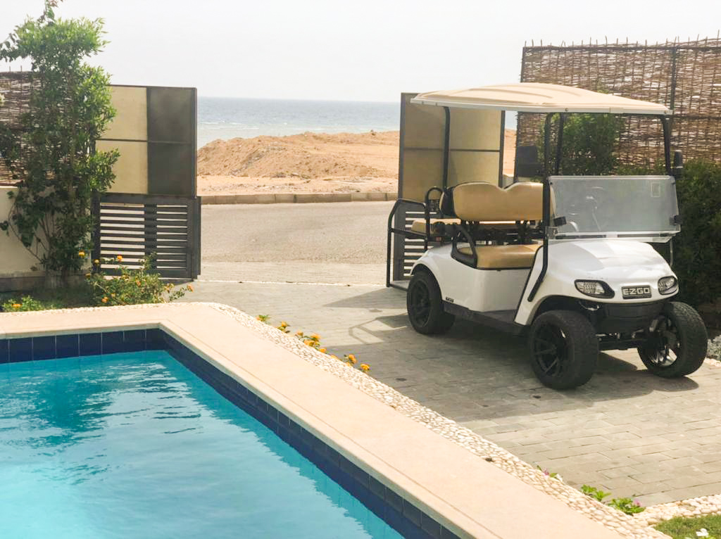 (102-103)”Experience Ultimate Elegance: 8-Bedroom Luxury Villa